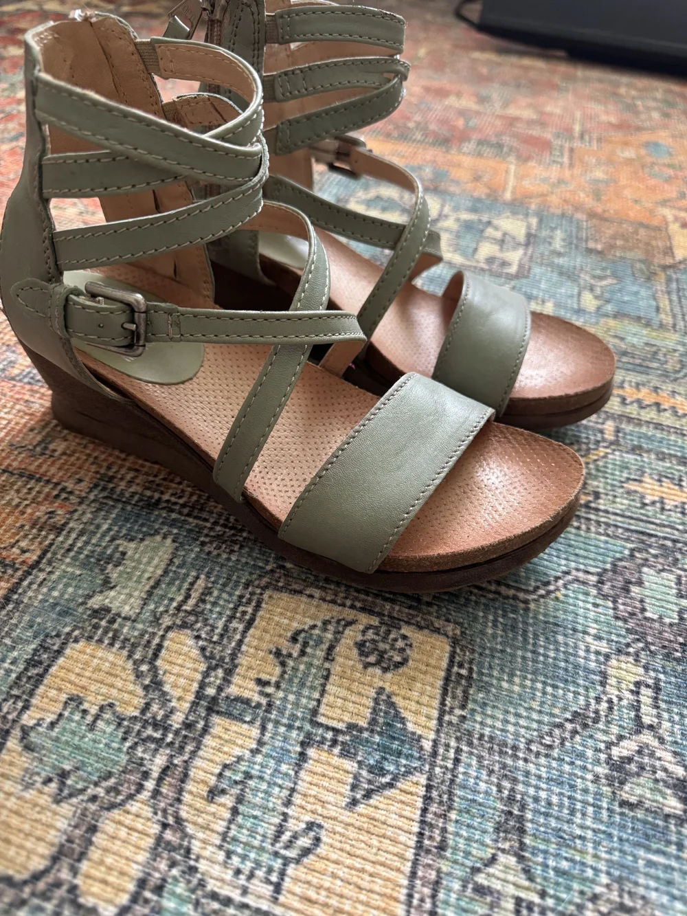 Women's Strappy Wedge Sandals in Sage Green